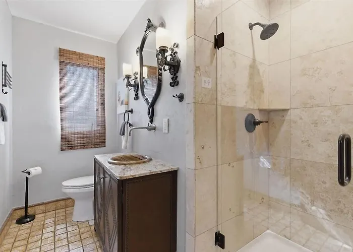 Holiday home Rhone - In Old Town - Walk To Fashion Square